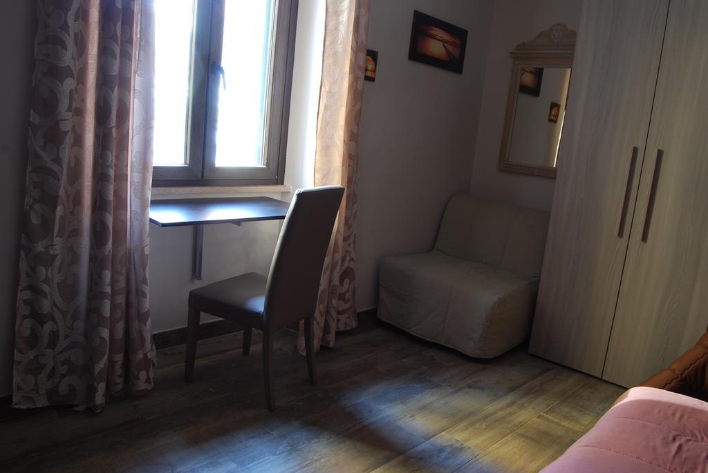A Due Passi Dal Porto Ξενοδοχείο Civitavecchia Εξωτερικό φωτογραφία